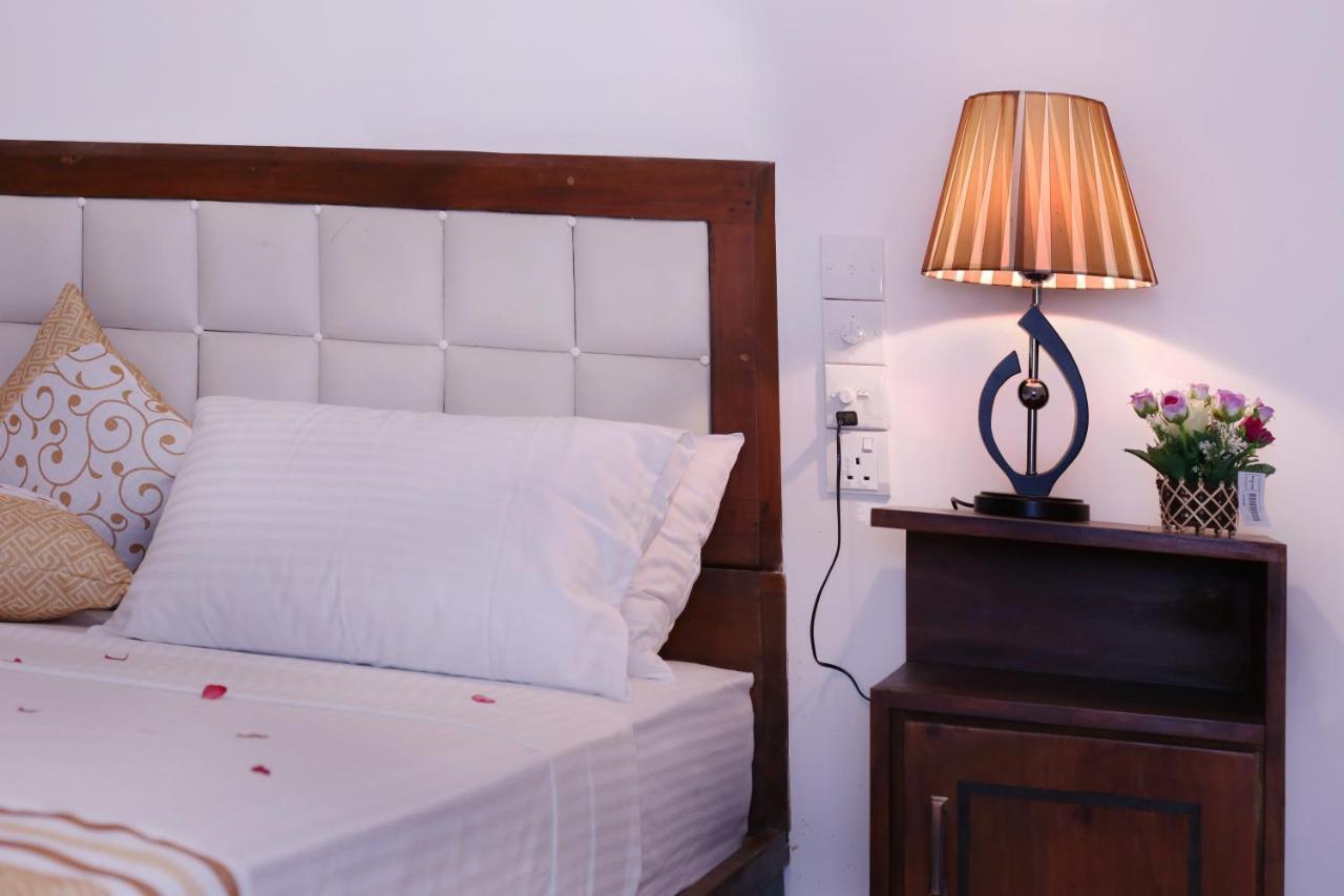 Triple Edge Villa Unawatuna Εξωτερικό φωτογραφία